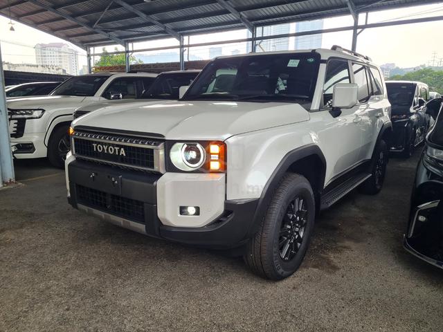 2024 Toyota Landcruiser LC250 VX 2.7L Grade 6 - 1