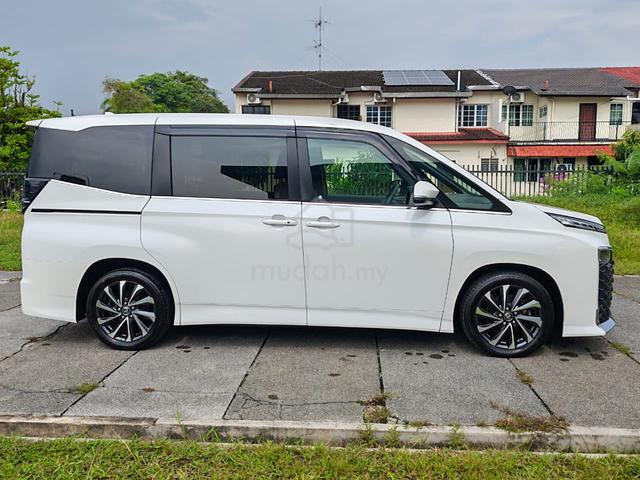 2023 Toyota VOXY 2.0 S-Z (A) - 3