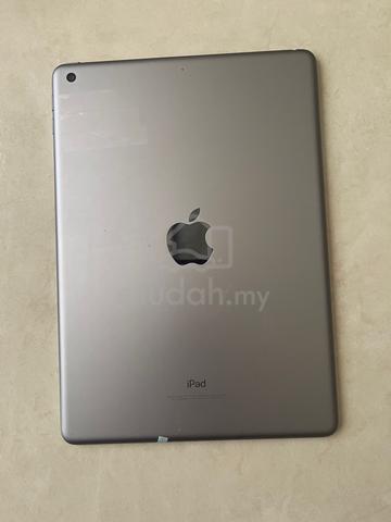 Ipad 6th Generation - photo 2 of 6