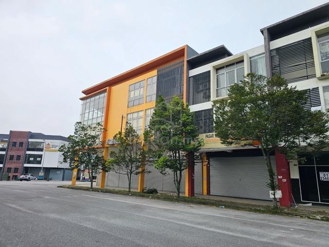 Ground floor kiara business centre Semenyih ,24x80 1