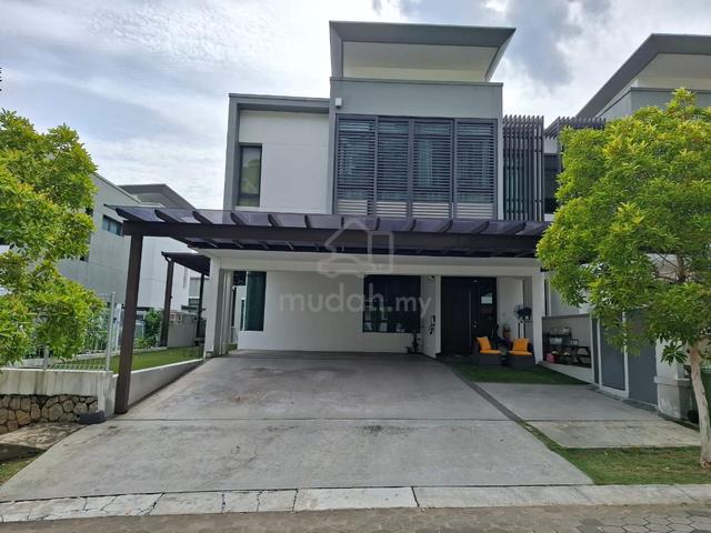Sunway Montana|semid|freehold|4carpark|id renovated|easy access 1