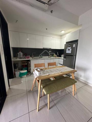 Almas Suites @ Puteri Harbour 1