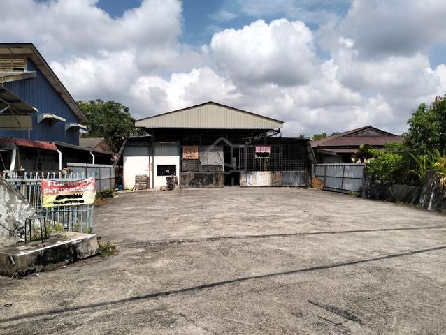 A Warehouse For Rent at Tandop, Alor Setar 1