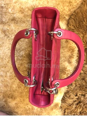 Carousel Image