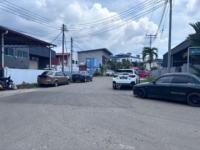 Double storey Semi D warehouse | Kolombong | for sale 1