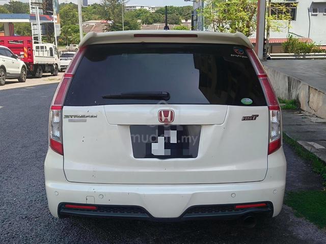 2011 Honda STREAM 1.8 i-VTEC FACELIFT (A) - 4
