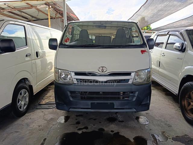 2012 Toyota HIACE 2.5 FACELIFT (M) All Ori - 3