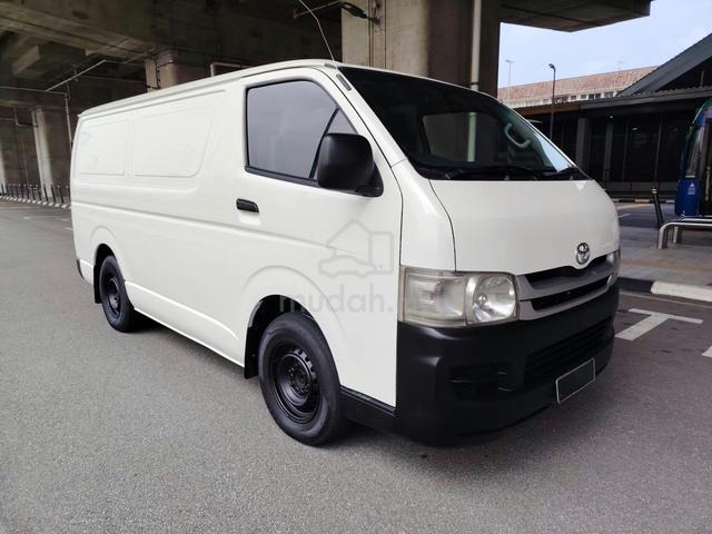 2009 Toyota Hiace 2.5 (M) Panel Van - 1