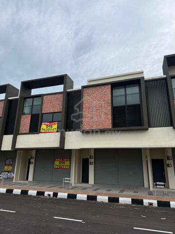 Upland 3 Double Storey Shop Lot 1