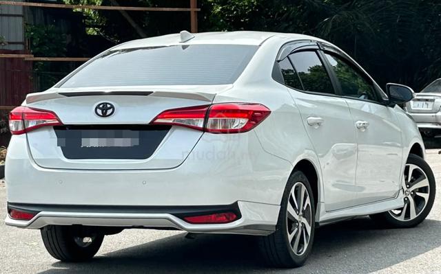 2021 Toyota VIOS 1.5 E FACELIFT (A)FS/R CARKING - 2