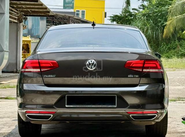 2018 Volkswagen PASSAT 2.0 HIGHLINE (A) - 4