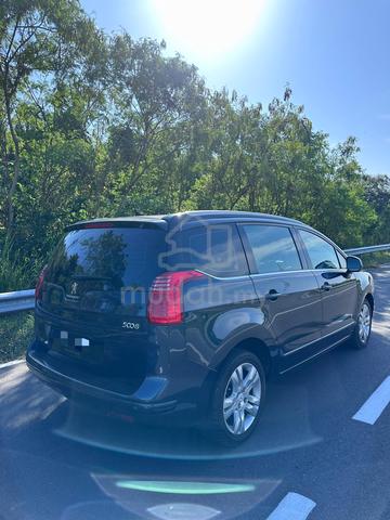 2014 Peugeot 5008 1.6 THP FACELIFT (A) - 2