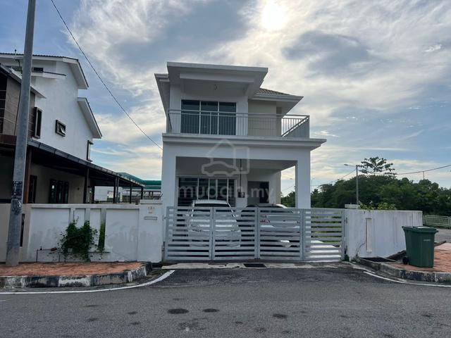 Freehold Bungalow For Sale | Taman Melor 1