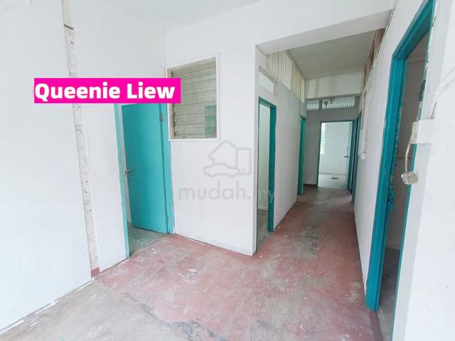 1154sf Refurbished Partition Rooms 2nd Floor Shoplot Sinsuran Kompleks 1
