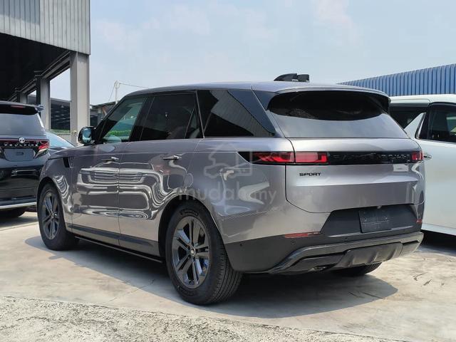 2024 Range Rover Sport D300 ( Meridian , Full Spec - 5