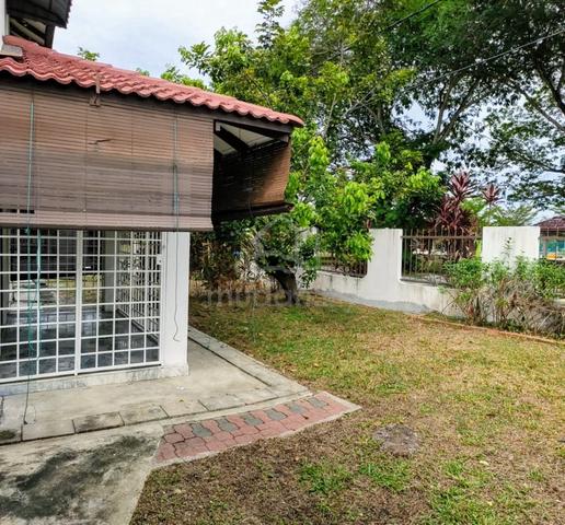 USJ Corner House Terrace nearby Playground 1
