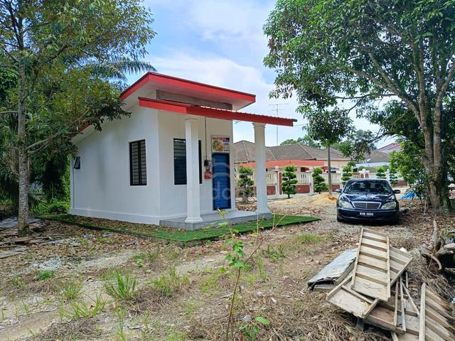 3 Studio Single Story Resort Studio Bangalow, Freehold, Muar Johor 1