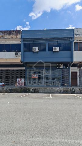 Taman Johor Jaya Jalan Angerik Shoplot shop office for rent 1