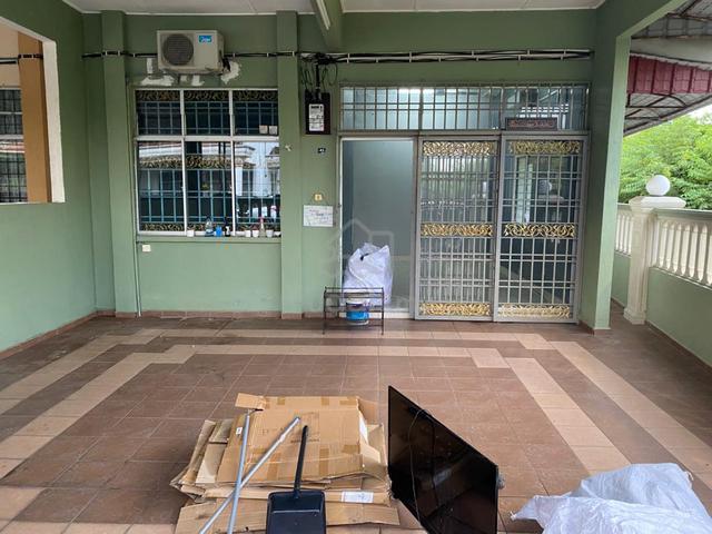 Rumah Sewa Taman Merak 1