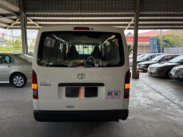 2021 Toyota HIACE 0 2.5L (M) - 4