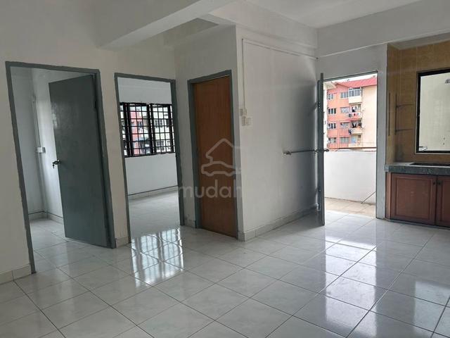 Sungai Plan Flat 1