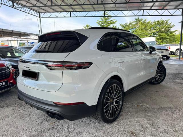 2021 Porsche CAYENNE 3.0 (A) F/S/R Porsche Local - 2
