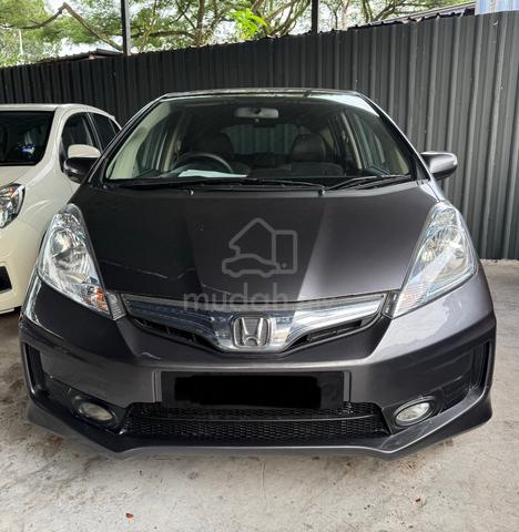 2014 Honda JAZZ 1.3 HYBRID FACELIFT FULLOAN - 2