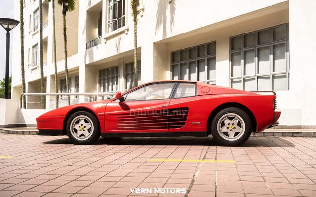 1990 Ferrari Testarossa Flat 12 - Rare Collectible - 5
