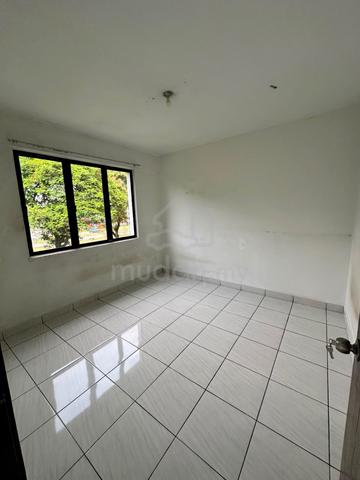 Flat PKNS Seksyen 19 Shah Alam 1