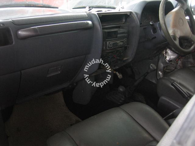 Toyota LANDCRUISER Prado 2.8 Diesel LJ95R 4WD 4X4 - 2