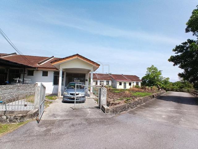 Port dickson tmn desa single storey corner 1