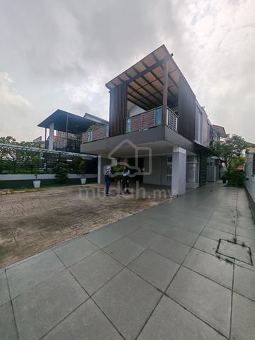 Semi D, Taman Impian Emas 1