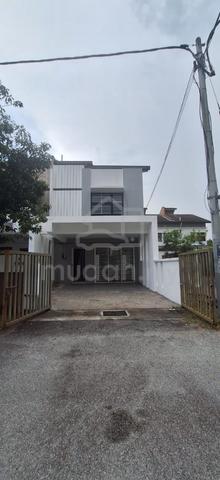 End Lot double storey terrace 1