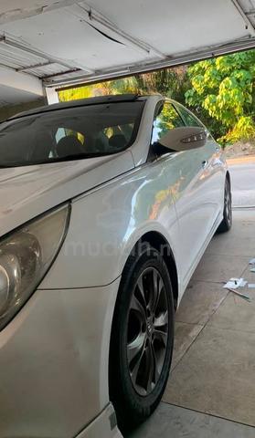 2010 Hyundai SONATA 2.0 GLS NF (A) - 4