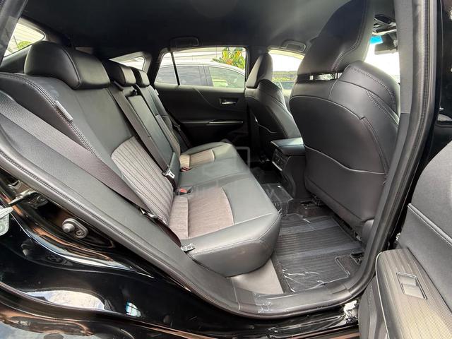 2022 Toyota HARRIER 2.0 G (A) BLACK & WHITE - 4