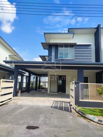 CORNER UNIT DOUBLE STOREY TERRACE HOUSE SALE AT SRI MOYAN BATU KAWA k 1