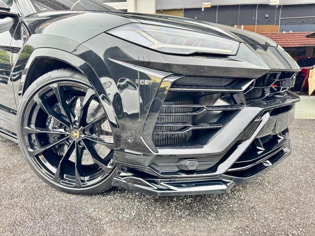 2021 Lamborghini URUS 4.0 Full bodykit Carbon - 2