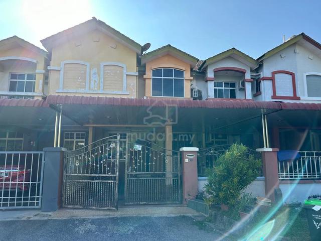 CANTIK RENOVATED 2 Storey Terrace At Bandar Laguna Merbok 1