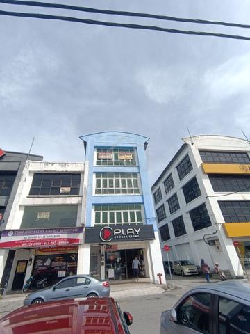 Ipoh Pengkalan Station 18 4 Storey Shop for Sale 1