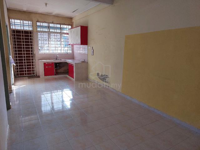 Rumah Teres 1 Tingkat untuk disewa – Taman Seri Kota, Kg Kota, Manir 1