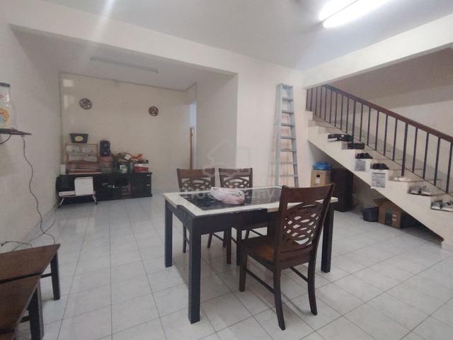 (RENOVATED) 2 Storey Terrace Taman Sprinhill Fasa 10, Port Dickson 1