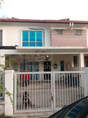 Located ed at taman akasia 1