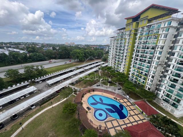 The Twin Residences @ Tampoi 1