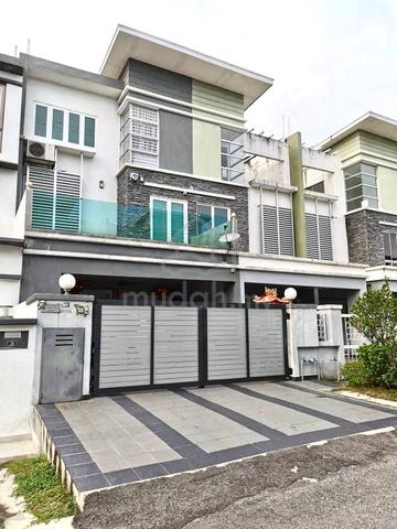 FOR RENT : Taman Sri Putra 3  Sungai Buloh, Selangor 1