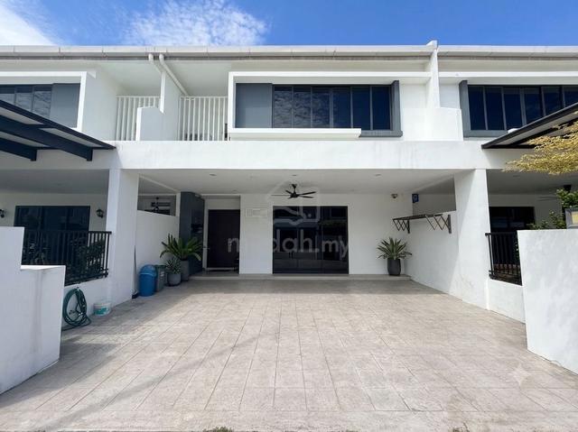 RENOVATED! 26x70 Double Storey Sejati Lakeside (Phase 2) Cyberjaya 1