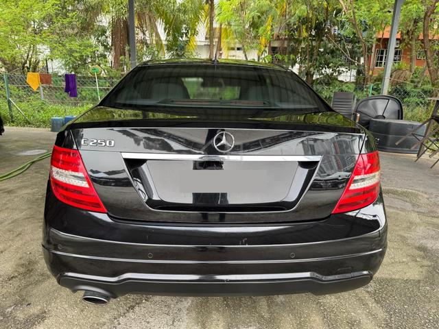 2011 Mercedes Benz C180 1.8 BLUEEFCY CGI COUPE - 3