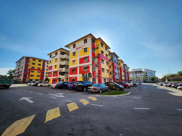 Pangsapuri Semarak @ Setia Alam 1