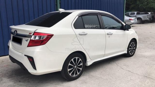 2021 Perodua BEZZA 1.3 AV (loan kedai) - 2