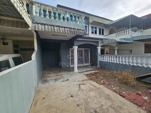 Rumah teres dua tingkat untuk dijual area Sabak Bernam, Selangor 1