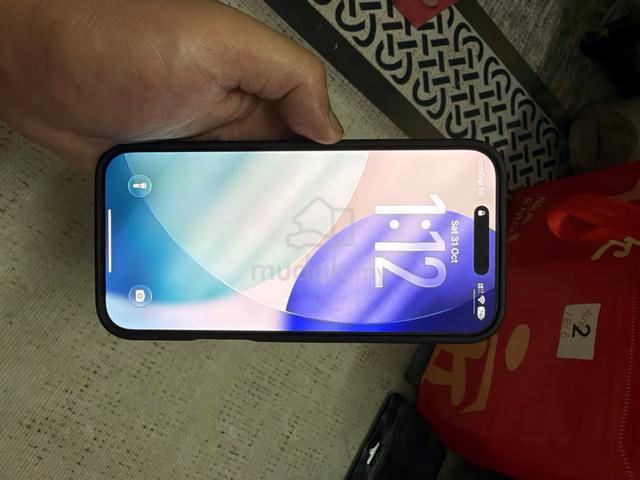 IPHONE 16 PRO MAX - URGENT to Sell - photo 2 of 6